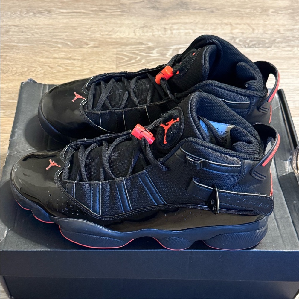 Jordan Men's Sneakers in Black and Red